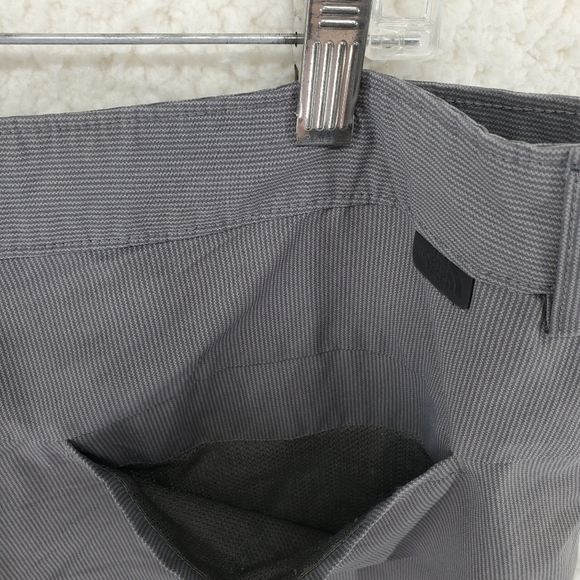 North Face Shorts Men 36 Gray Striped Performance Stretchy Hike Golf Gorpcore 9” - Picture 8 of 12